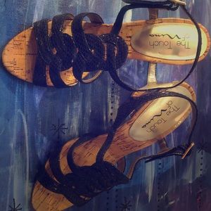 Black and Tan snake shin style pumps